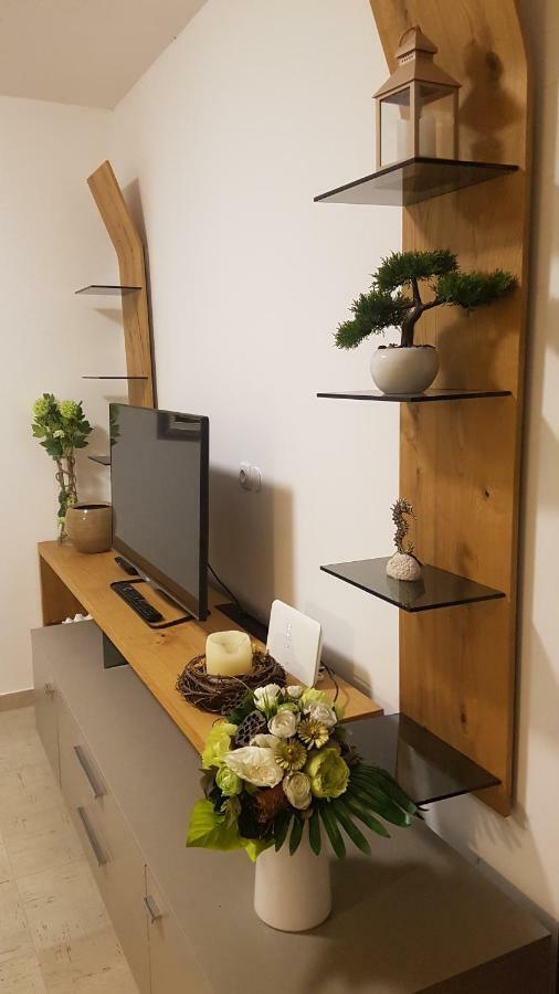 Apartment Lavanda Garden راب المظهر الخارجي الصورة